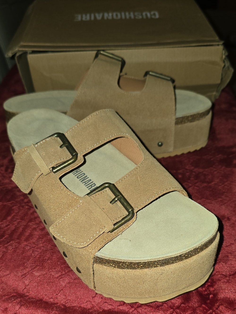 Cushionaire Platform Sandals
